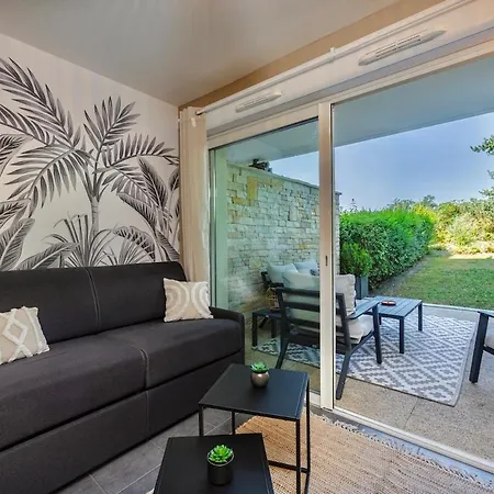 Le Emeraude - Terrace, Piscine & Geneve * Prévessin